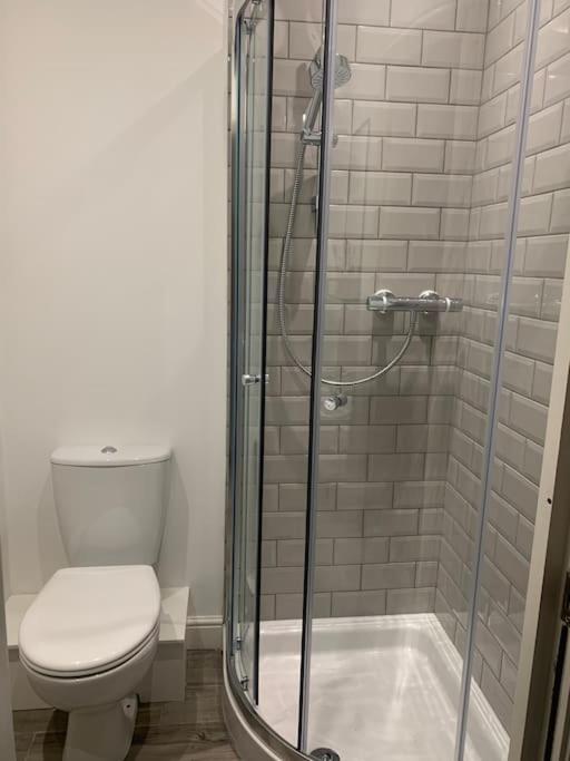 Alto - Lovely 2 Bedroom Serviced Apartment Bristol By Mint Stays Zewnętrze zdjęcie