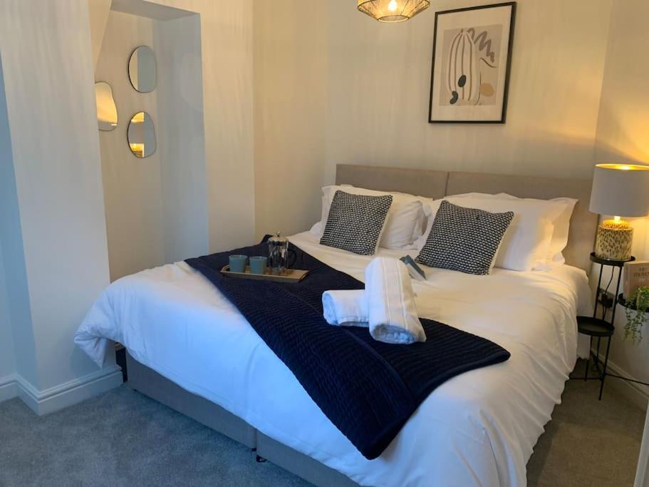 Alto - Lovely 2 Bedroom Serviced Apartment Bristol By Mint Stays Zewnętrze zdjęcie